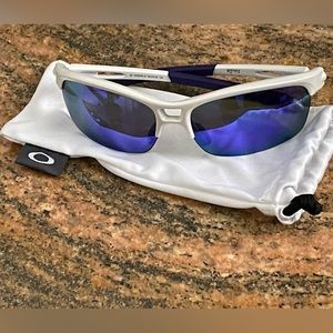 Oakley women’s RPM sunglasses 009257-04 purple sport with soft pouch case